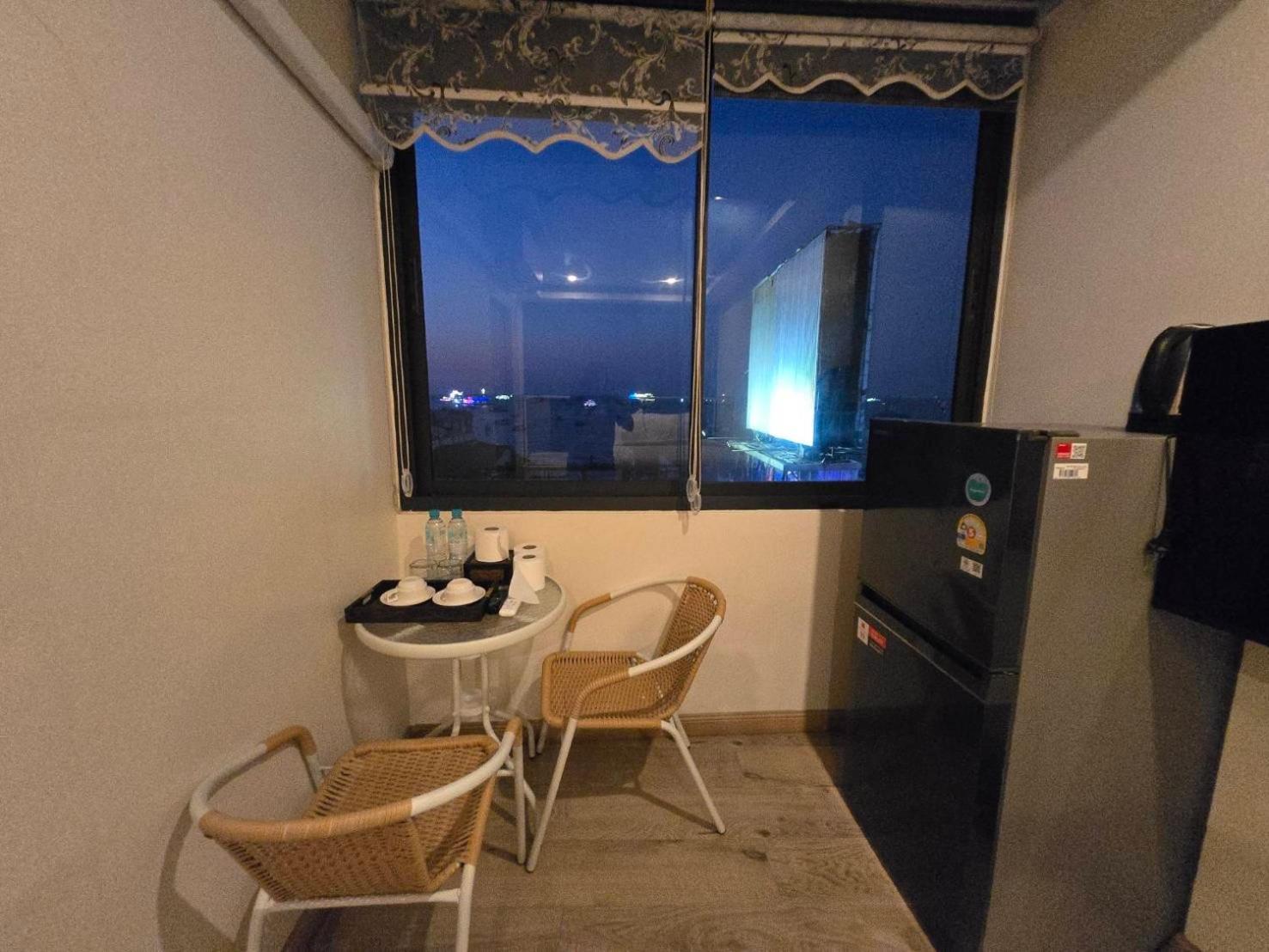 Pumpui Place Pattaya Eksteriør billede