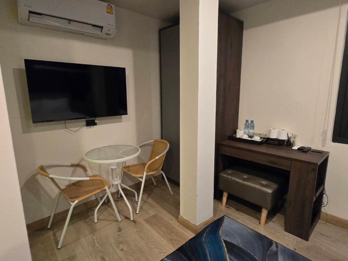 Pumpui Place Pattaya Eksteriør billede