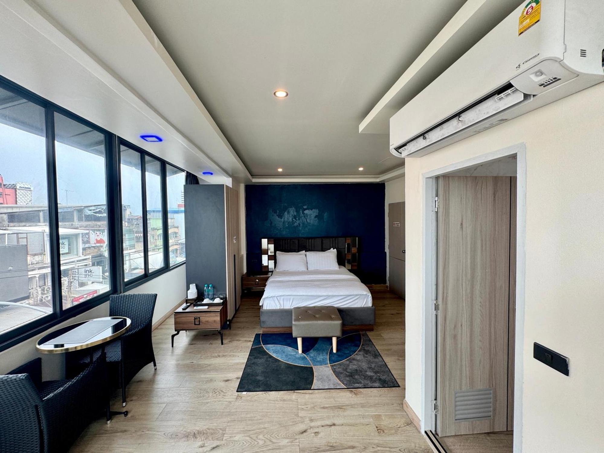 Pumpui Place Pattaya Eksteriør billede