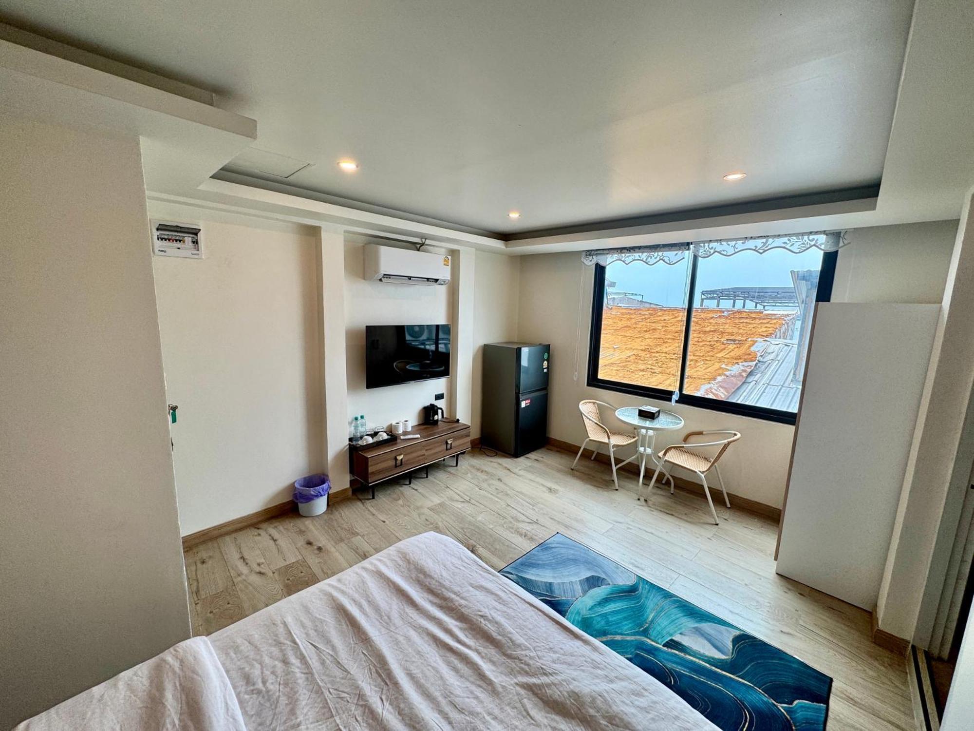 Pumpui Place Pattaya Eksteriør billede