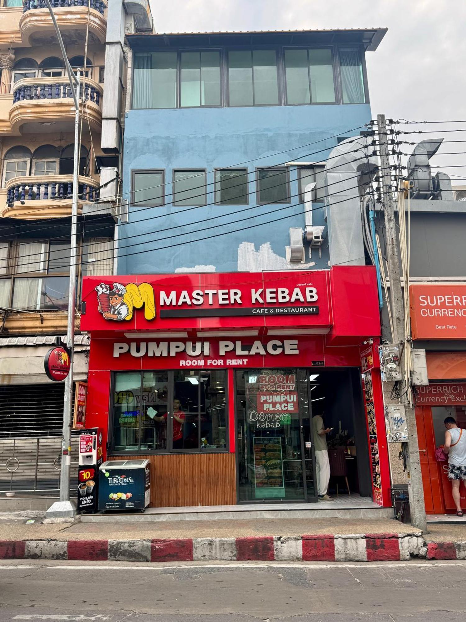 Pumpui Place Pattaya Eksteriør billede
